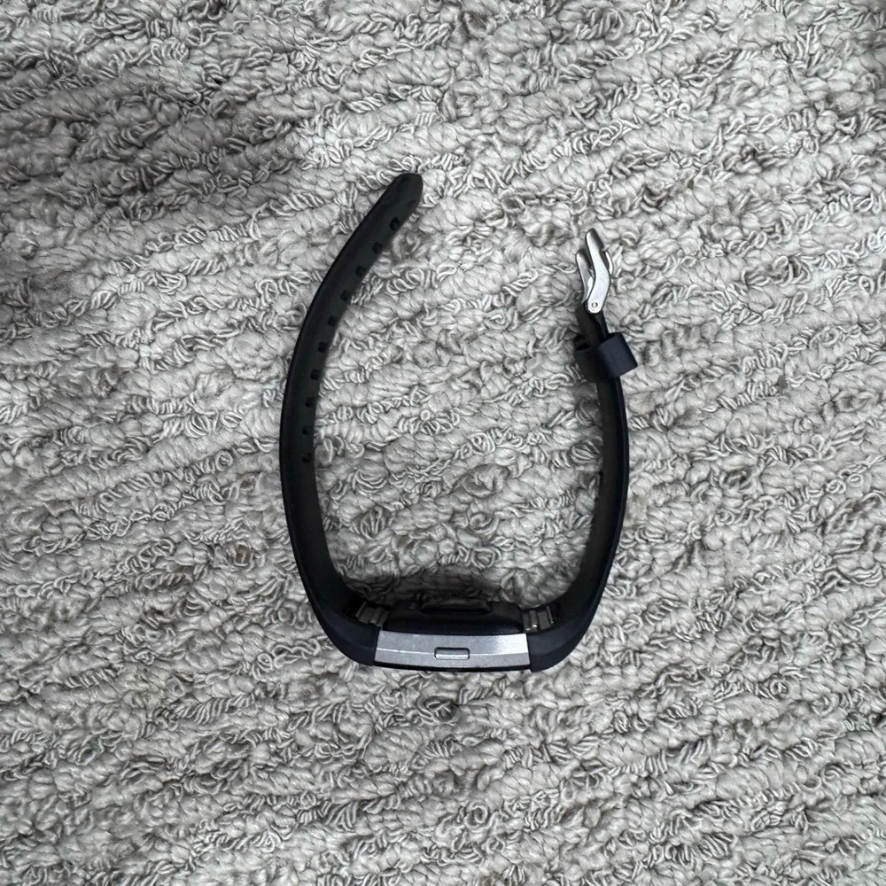 Black Fitbit Tracker